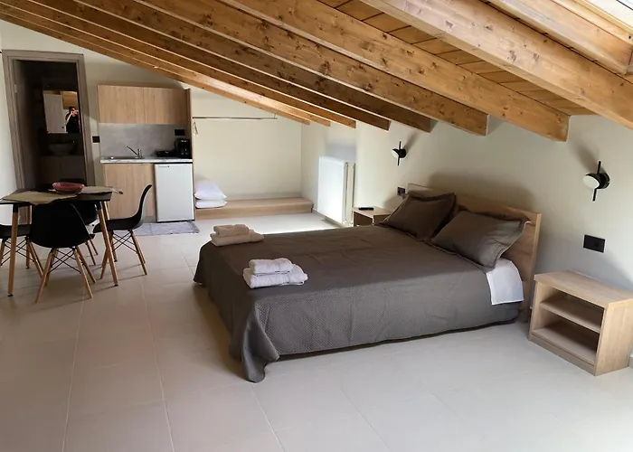 σοφίτες αθηνά 아파트 칼라브리타