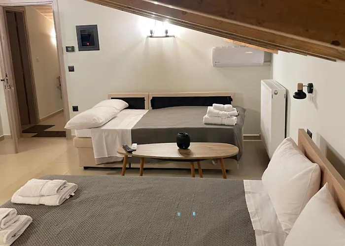 아파트 σοφίτες αθηνά 칼라브리타